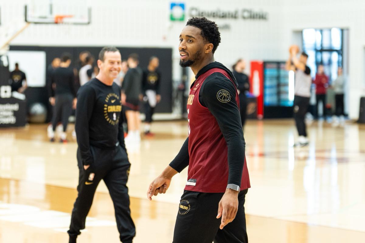 米切尔:1.5亿续约骑士,竟是因为吃太好了?